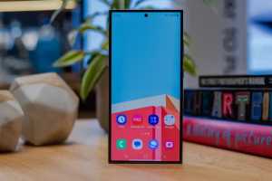 iPhone 17 Pro may actually get that scratch-resistant, anti-reflective display