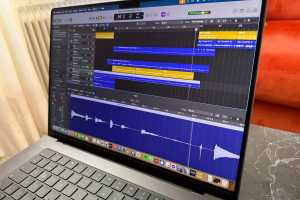 Save $400 on the M4 Max MacBook Pro before tariffs drive the price up