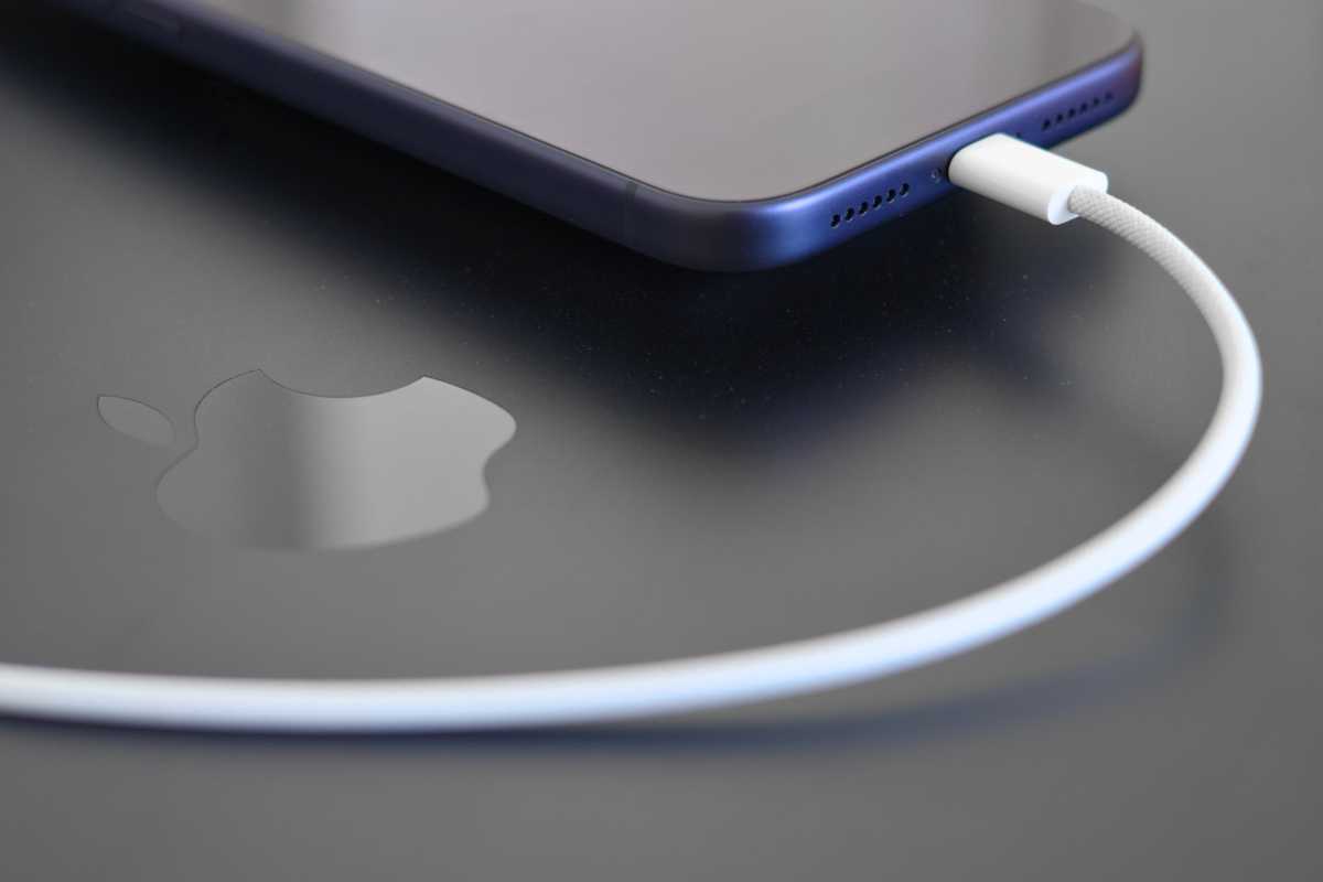 iPhone 17 Pro Max USB-C