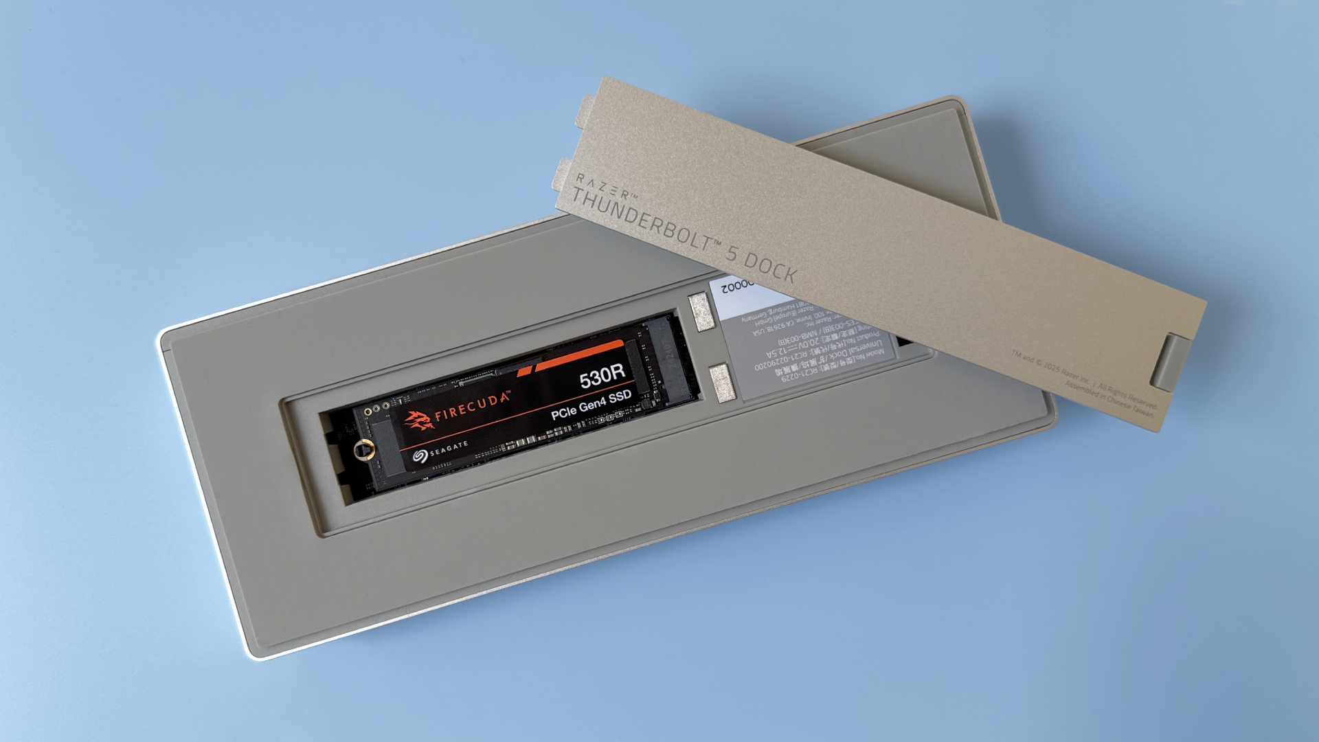 razer thunderbolt 5 dock ssd installed