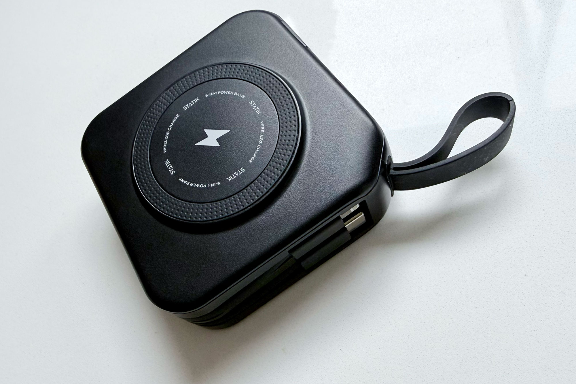 Statik SmartCharge 5-in-1 Travel Charger – Multi-iPhone magnetic travel 10K battery pack