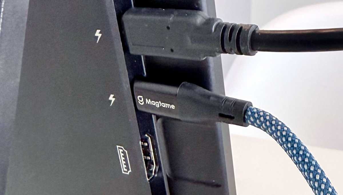 UPerfect Delta Mega Dual Screen Portable Monitor ports 1